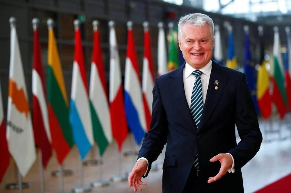 Науседа: Литва выделит Украине амуницию и броневики на 200 млн евро