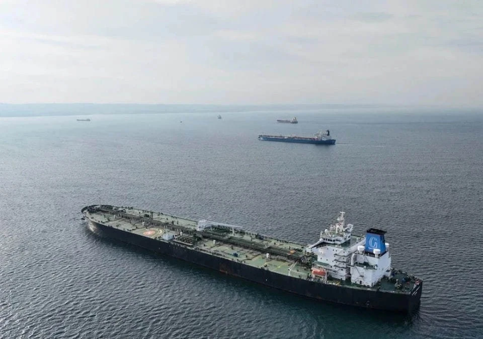 Иранские военные задержали американский нефтяной танкер в Оманском заливе