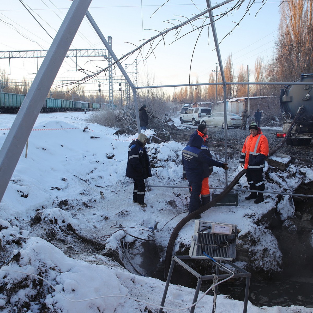 Глава Ростовской области побывал на месте аварийного коллектора в  Новочеркасске - KP.RU