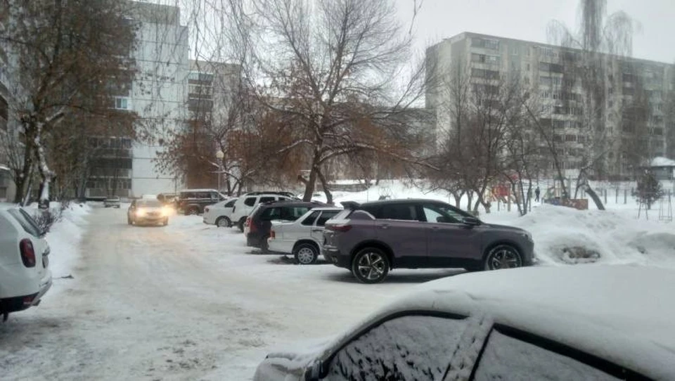 Во дворе 17-подъездного дома появятся новые парковочные места ФОТО: телеграм-канал Ульяновской городской думы