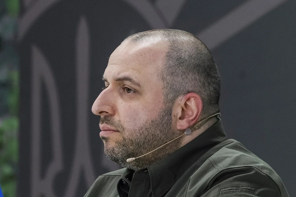 Министр обороны Украины Умеров не поедет в Париж по соображениям безопасности
