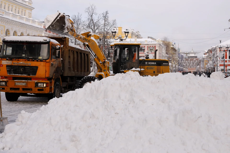 Нижний Новгород борется с последствиями снегопада 19 января.