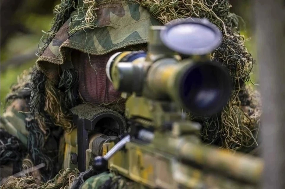 Снайпер ВС России: ВСУ под Артёмовском сдаются в плен из-за плотного огня