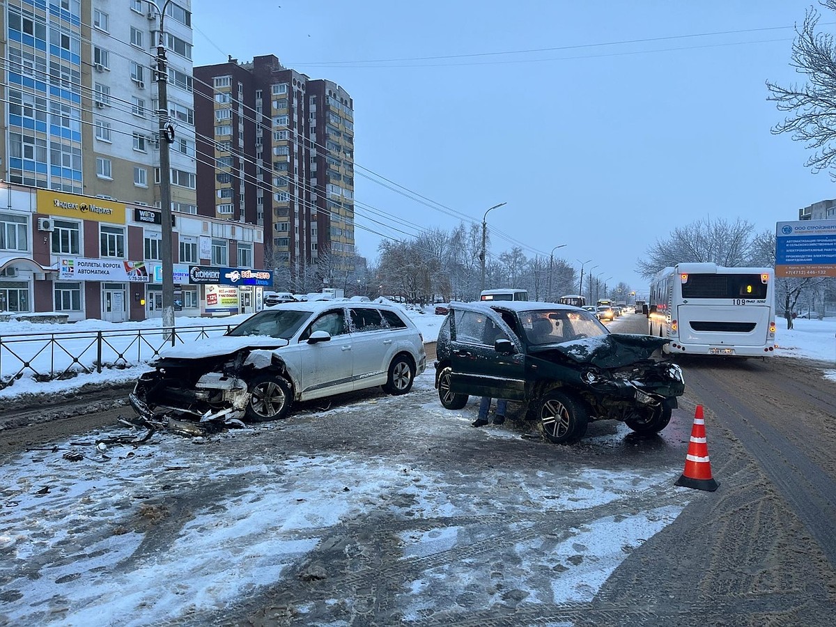 В Орле произошло тройное ДТП - KP.RU