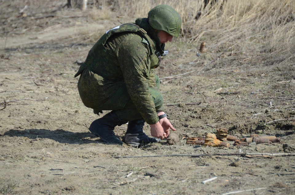 Военные проводят штатные мероприятия по обезвреживанию обнаруженных боеприпасов