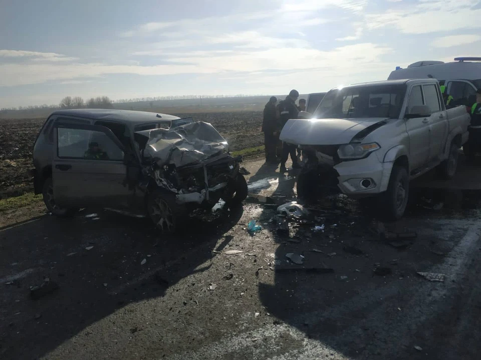 В Ростовской области в автомобильной аварии пострадали три человека. Фото: УГИБДД по Ростовской области