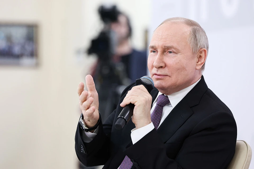 Путин заверил присутствующих, что российское современное оружие будет получше натовского. Фото: Александр Казаков/пресс-служба президента РФ/ТАСС