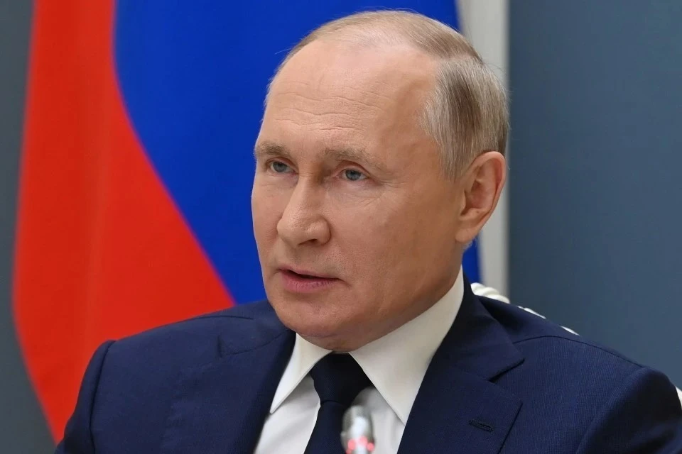 Путин сообщил, что волонтеры собрали на нужды ВС России 11 миллиардов рублей