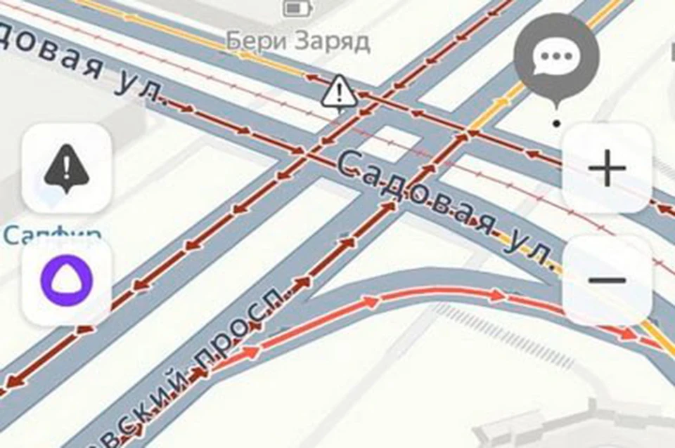 Сломанный светофор парализовал центр Петербурга вечером 2 февраля. Фото: t.me/TvoySpb