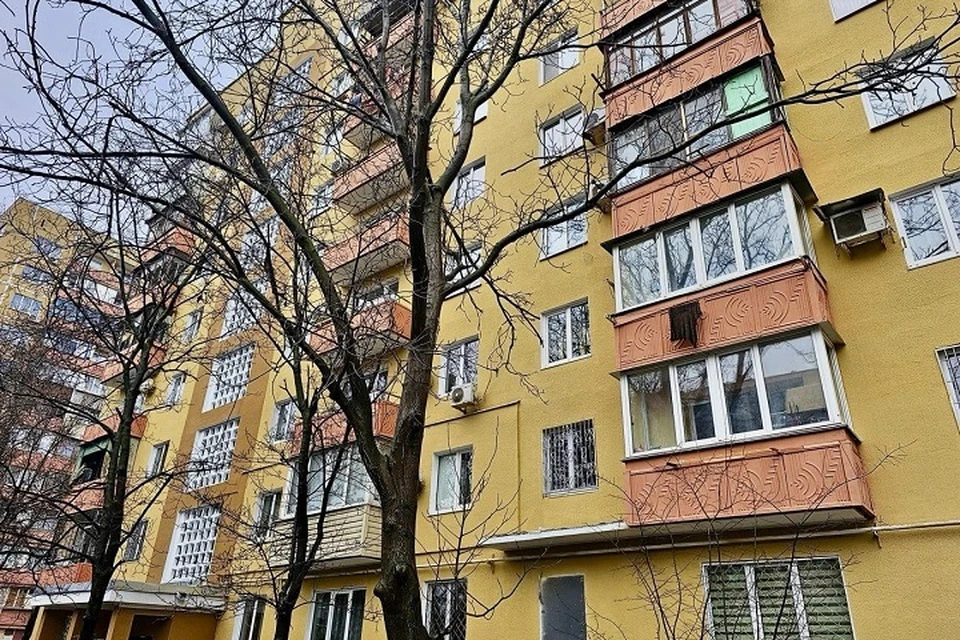 Московские строители восстанавливают дом в Мариуполе. Фото: Администрация города Мариуполя