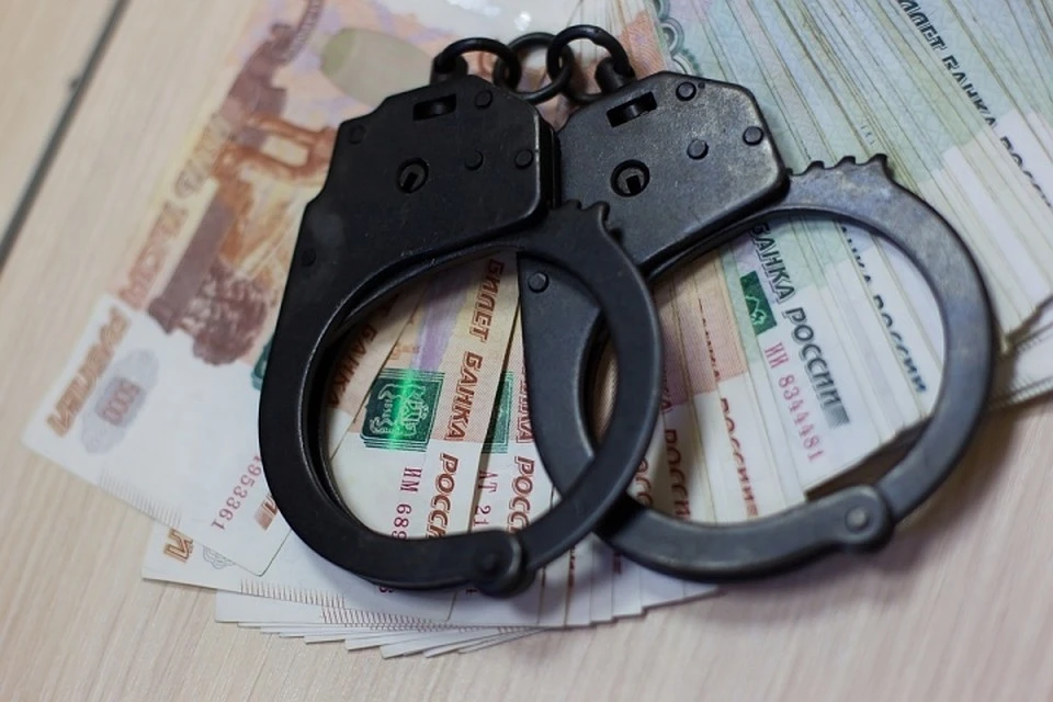 Белгородец украл деньги из кассы магазина и сделал ставки у букмекера.