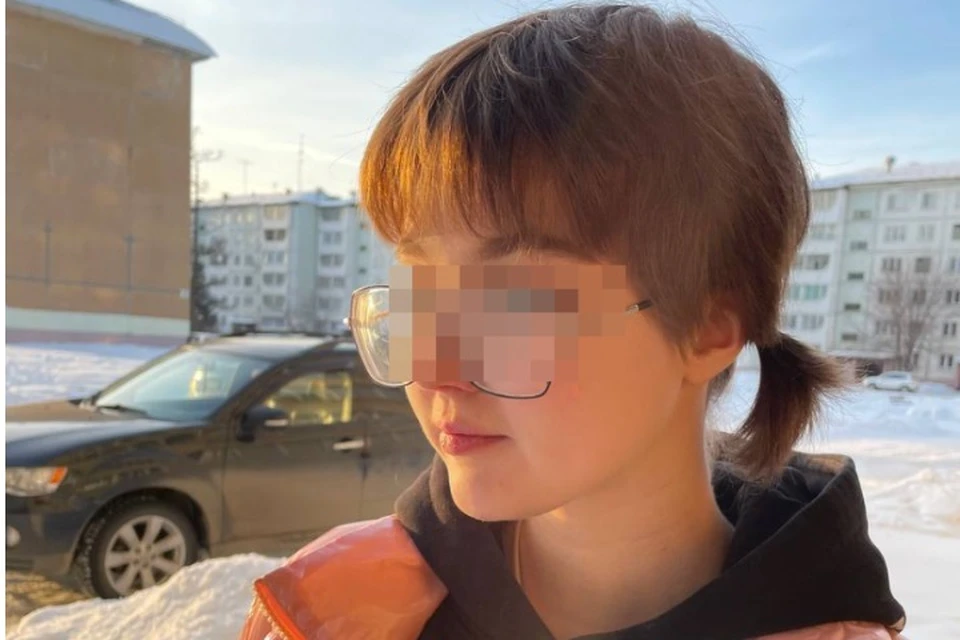 Забеременевшую в 13 из Красноярского края обвинили в том, что она зарабатывает на интимных фото дочки. Фото: тг-канал Вики.