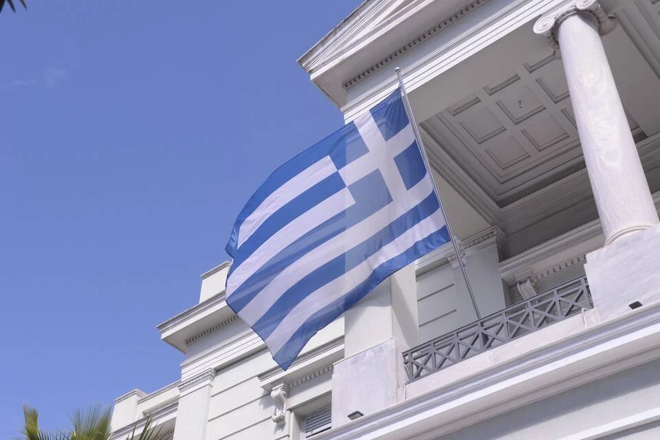 Парламент Греции большинством голосов одобрил закон об однополых браках