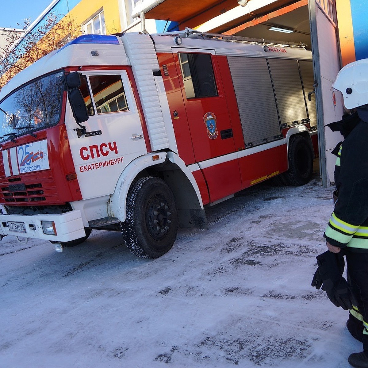 В Екатеринбурге произошел пожар в магазине на Уктусе - KP.RU