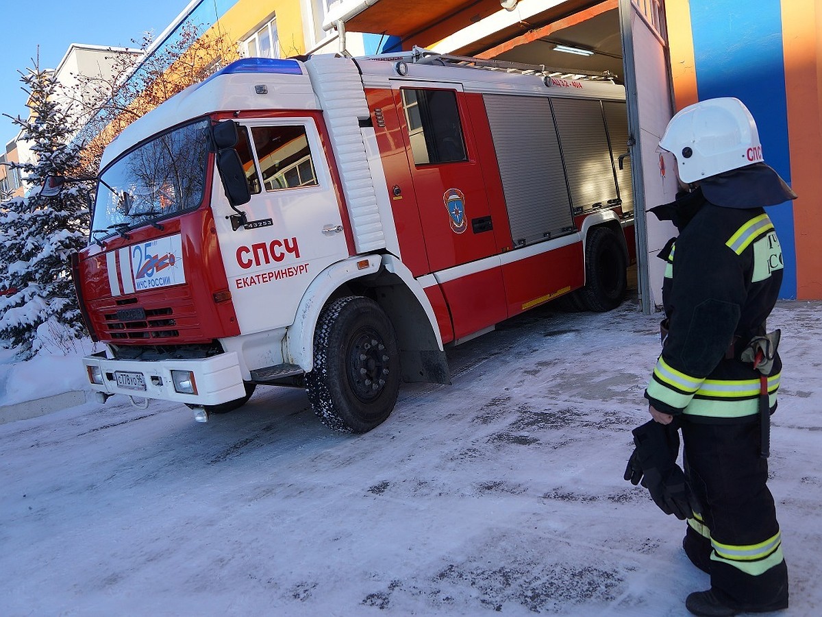 В Екатеринбурге произошел пожар в магазине на Уктусе - KP.RU