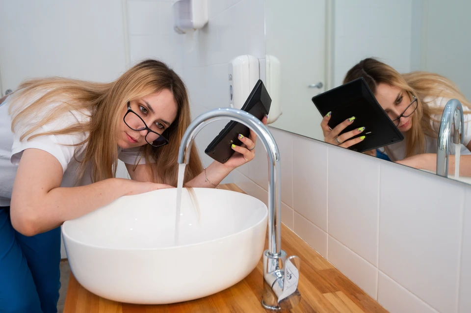 Жители районов рады чистой воде.