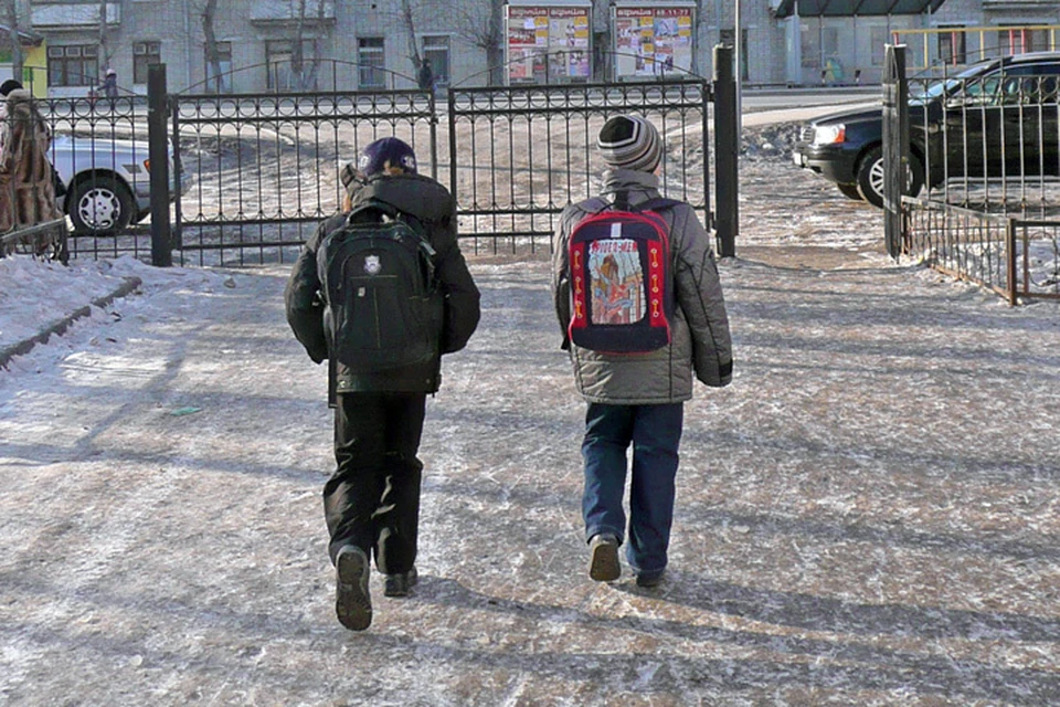 В нескольких городах и поселениях Югры 19 февраля объявлена актировка для школьников первой смены