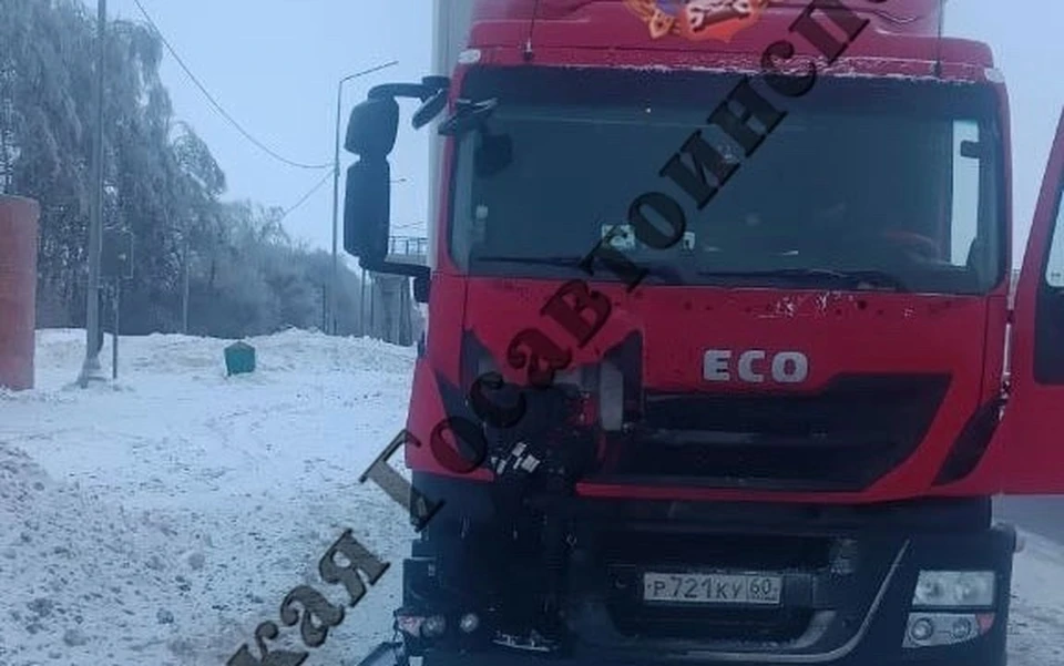 В Воловском районе фура Iveco насмерть сбила 27-летнего мужчину