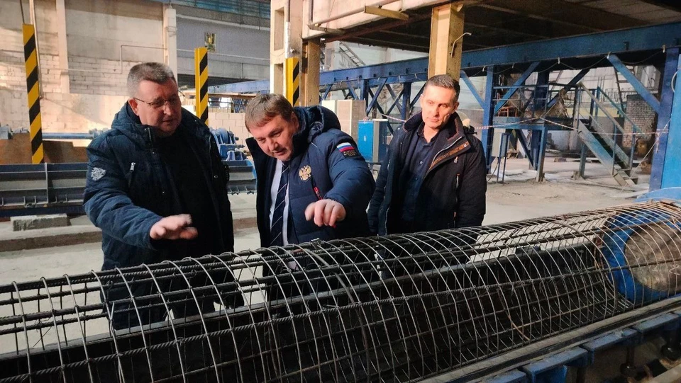 В Ульяновске хотят развивать совместные проекты с заводом железобетонных изделий | ФОТО: телеграм-канал Александра Болдакина