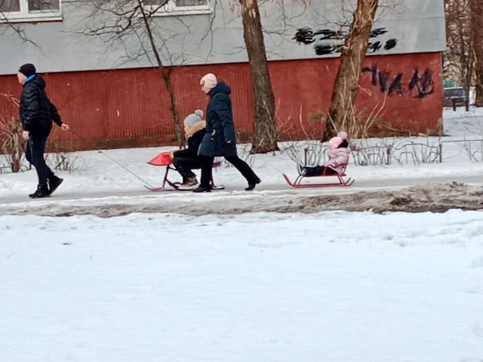 Прислать материал нужно в электронном виде