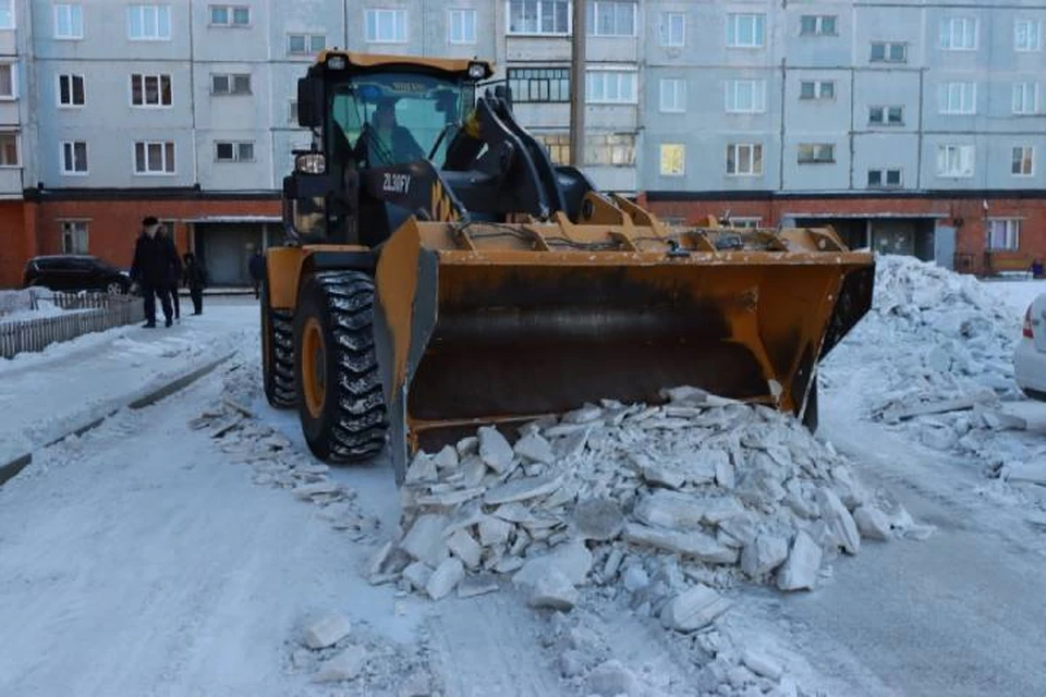 7900 кубометров снега вывезли с дорог Братска. Фото: администрация Братска