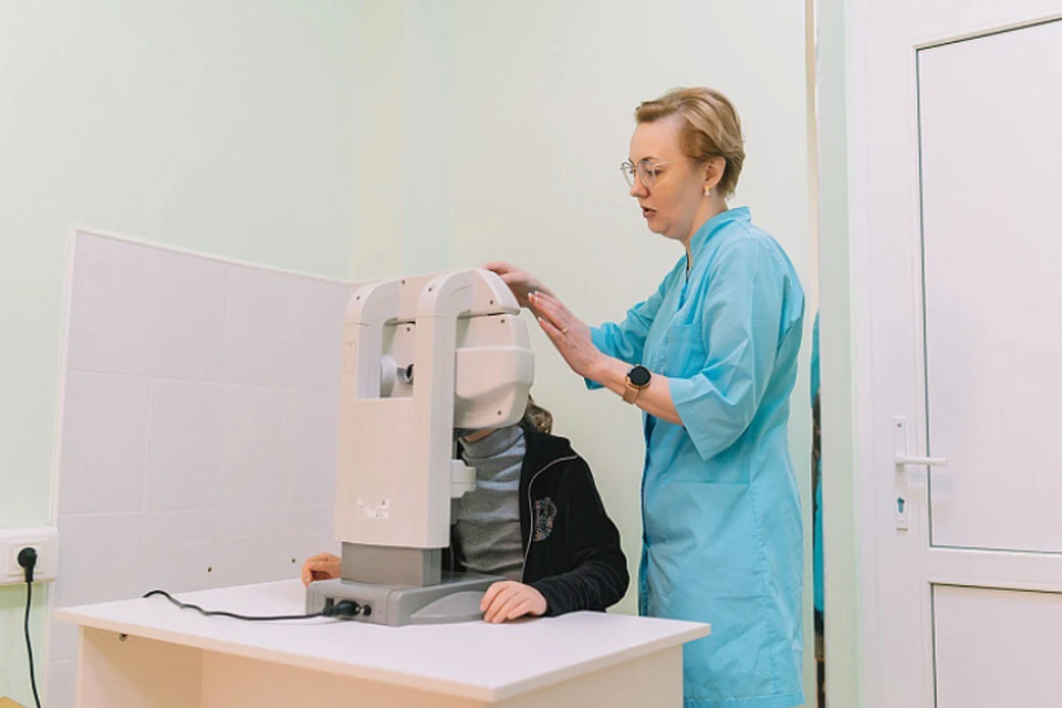 Показаниями для лечения чаще всего являются миопия, синдром ленивого глаза, косоглазие и другие. Фото: kirovreg.ru
