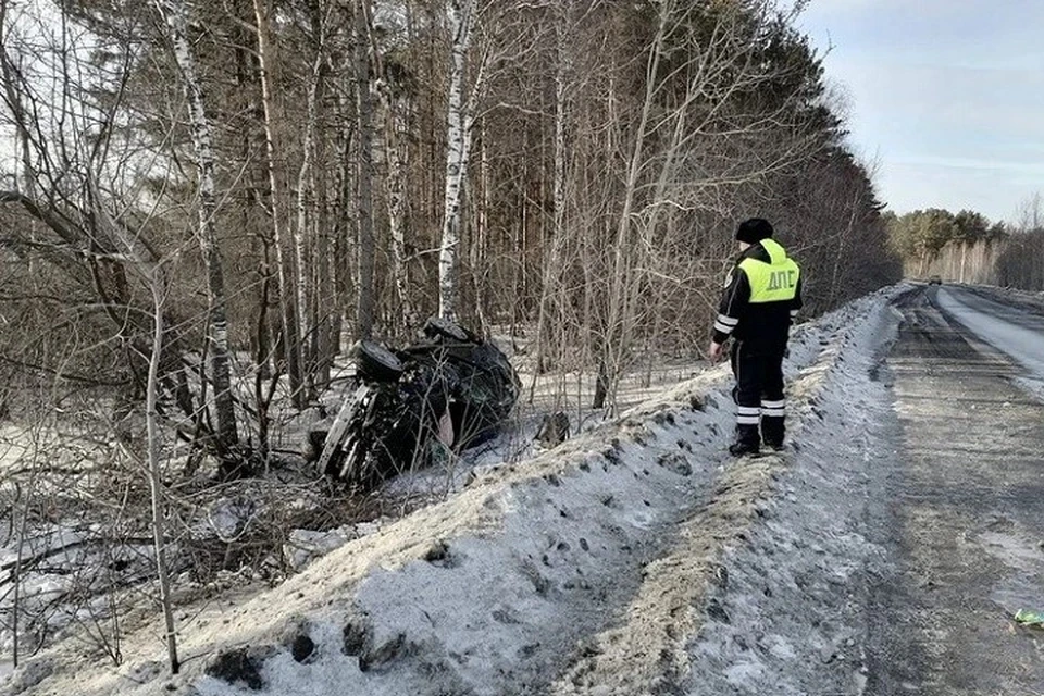 В Екатеринбурге сотрудник ДПС применил оружие, чтобы остановить лихача. Фото: ГИБДД по Свердловской области