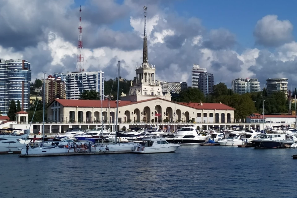 Этим летом в Сочи будут летать самолеты из многих российских городов.