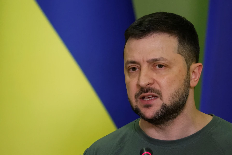 Зеленский раскритиковал Папу Римского за призыв к переговорам с Россией