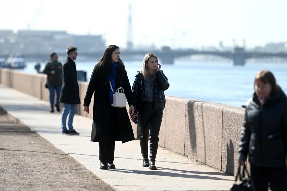 Теплая погода без осадков ожидается в Петербурге 12 марта.