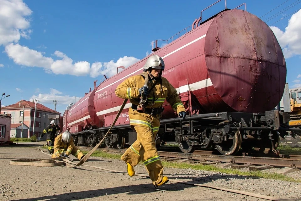 Пожарный поезд привлекли к тушению возгорания на Нижегородском НПЗ