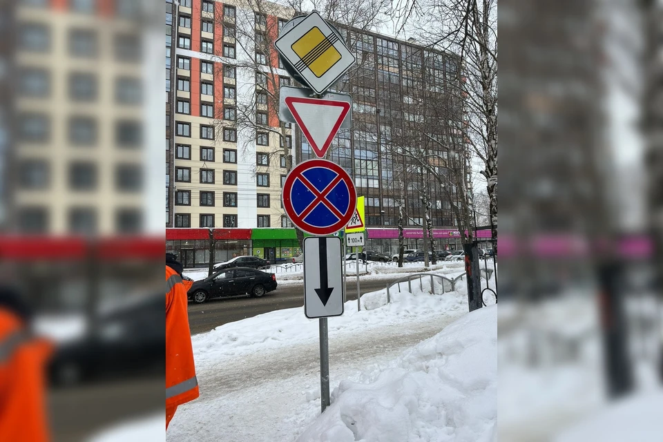 На одной из улиц Сыктывкара запретили стоянку и остановку авто. Фото: МКП «Дорожное хозяйство».