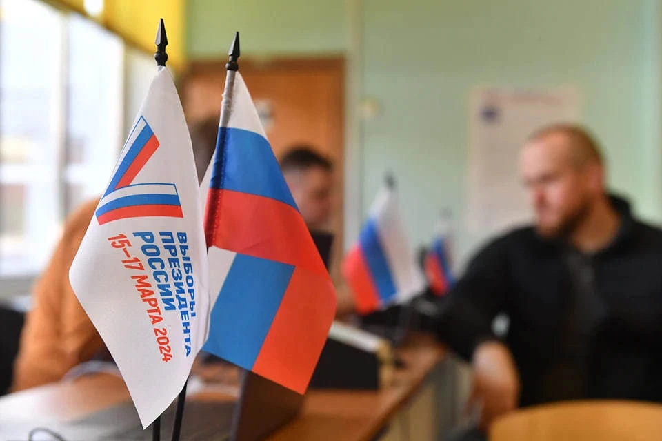 Захарова: Явка на выборах президента РФ за рубежом составила 372 тысячи человек