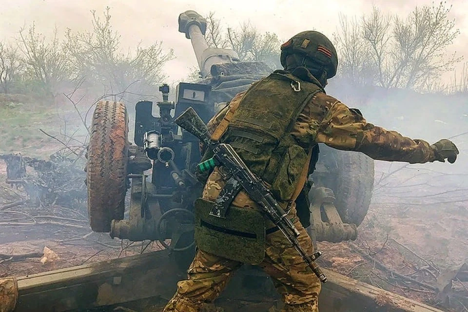 Российские военнослужащие наносят сокрушительные удары по боевикам ВСУ в зоне проведения спецоперации