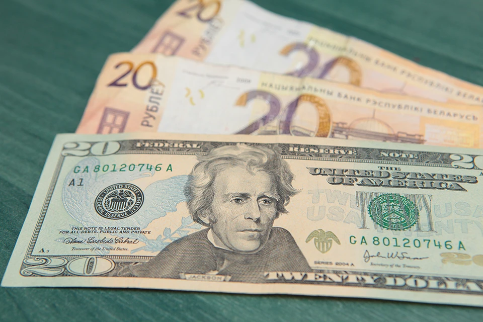 Нацбанк Беларуси назвал курс доллара и курс евро на 20 марта 2024 года.