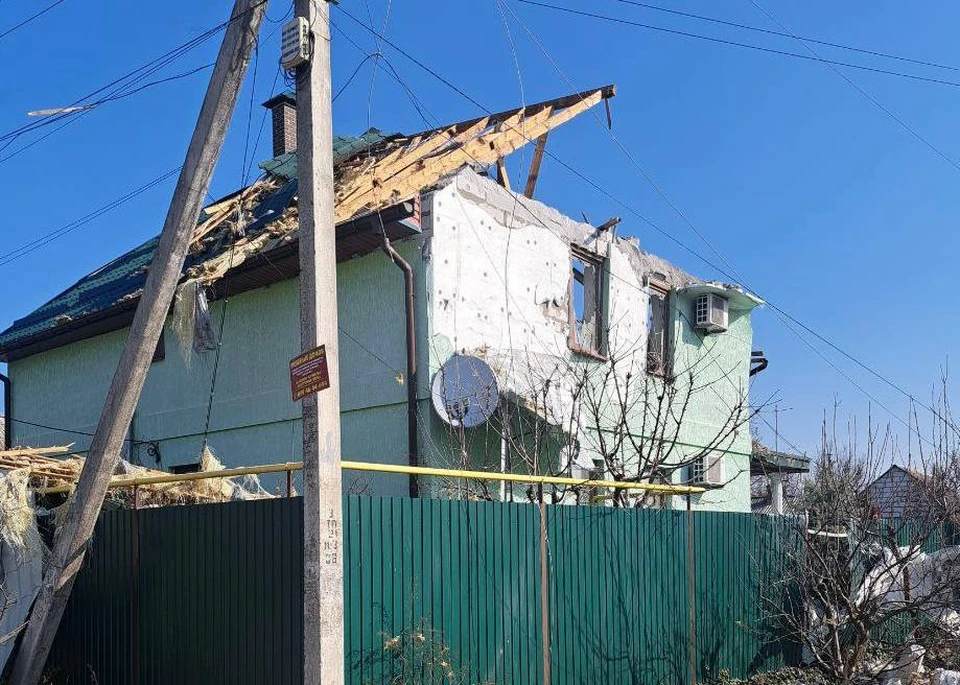 ВСУ ударили боеприпасом по жилому дому в Новой Каховке. ФОТО: Владимир Сальдо