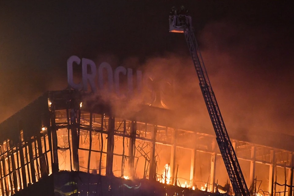 После стрельбы в «Крокус Сити холле» начался пожар