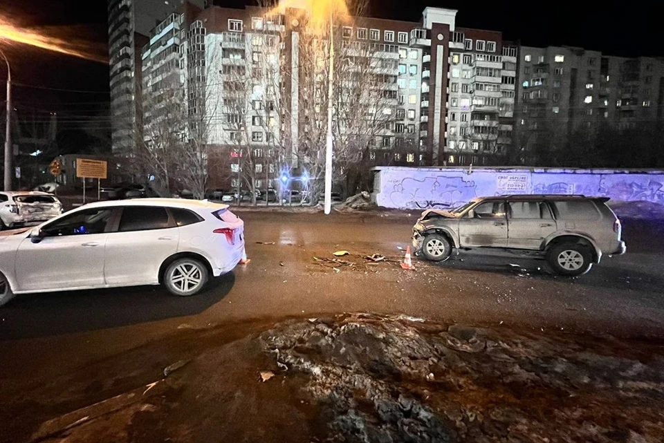 Четыре человека пострадали в ДТП в Новосибирске.
