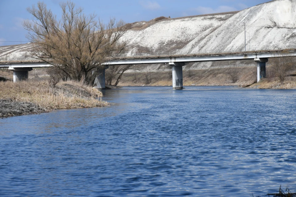 В белгородской Алексеевке закончили очистку участка реки Тихая Сосна.