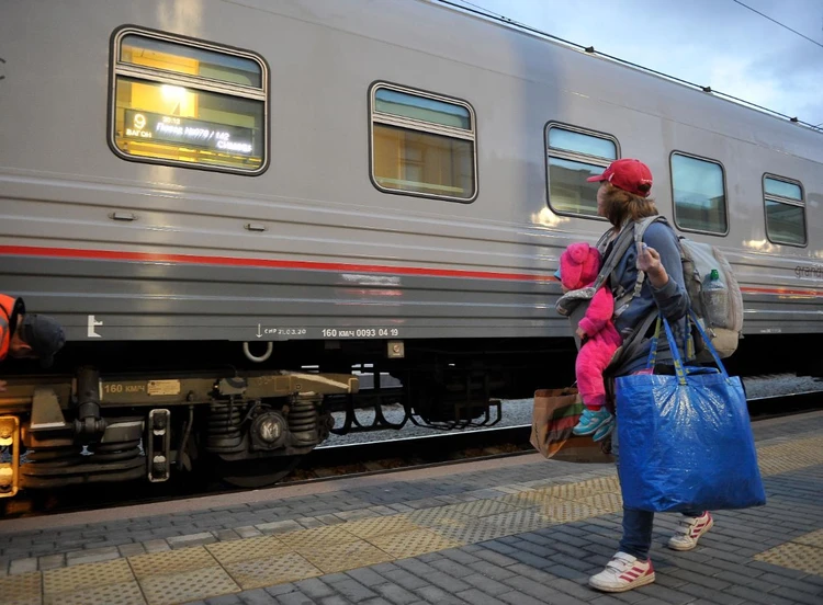 Как Крым готовится встречать туристов: билеты на поезда раскупают, откроется новая трасса