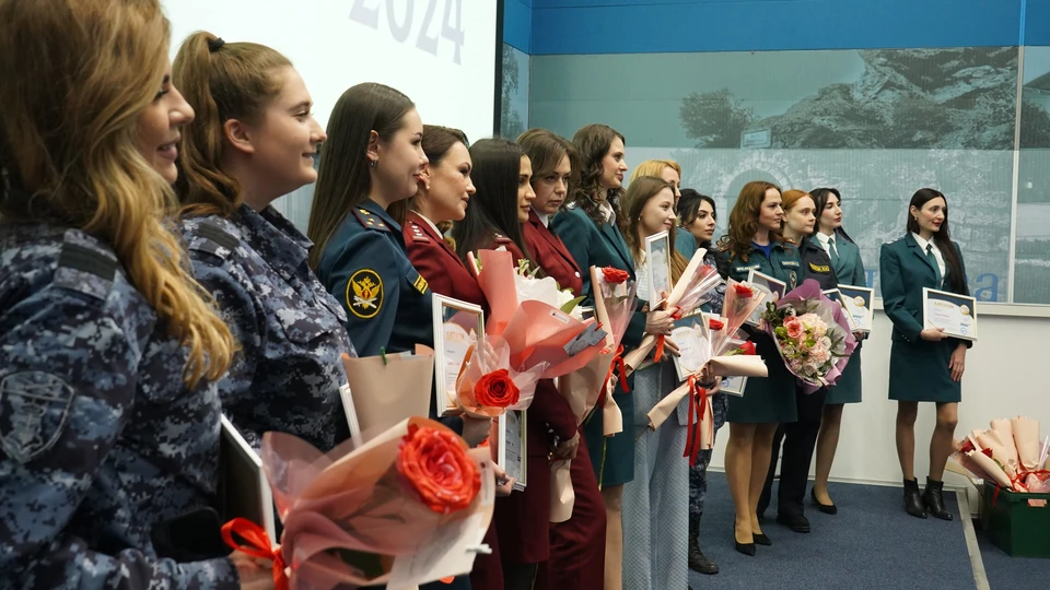 Участниц конкурса Леди в погонах-2024» наградили в Ставрополе