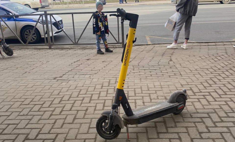 10-летнего ребенка на площади Победы на скорости сбил электросамокат.