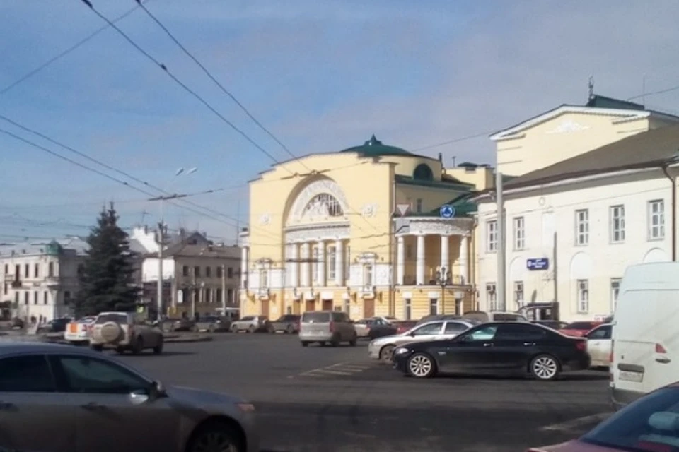 Первомайский бульвар у Волковского театра станет Театральным.