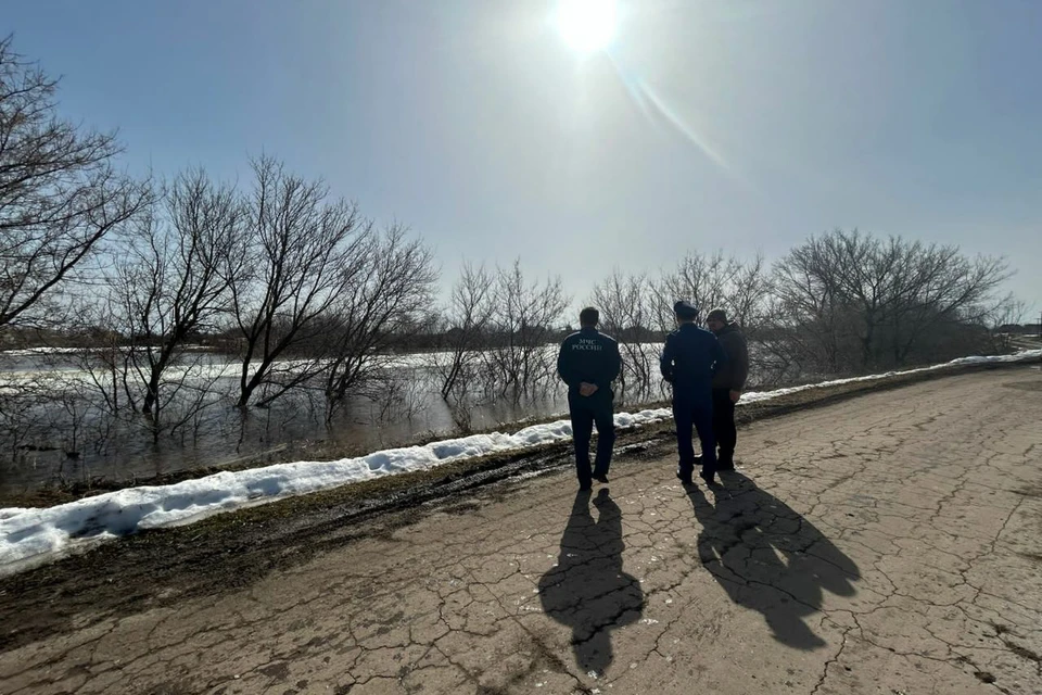 По последним данным, уровень воды на реке Чапаевка начал постепенно снижаться.