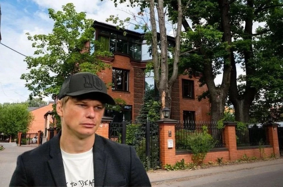 Футболист Аршавин два года не может продать дом в Петербурге за 150 млн рублей