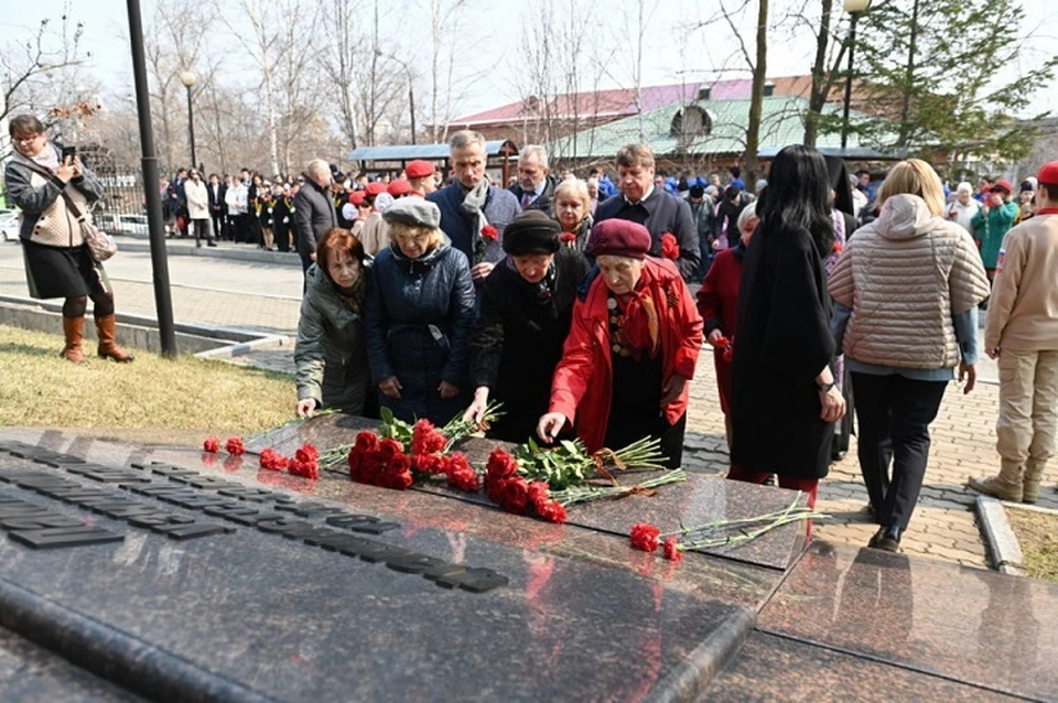 Память жертв фашистских концлагерей почтили в Хабаровске Фото: Вячеслав Реутов