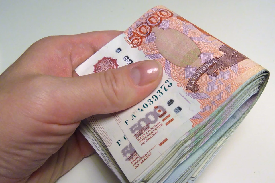 Жители Тюменской области оставили в магазинах 100 млрд рублей за два месяца
