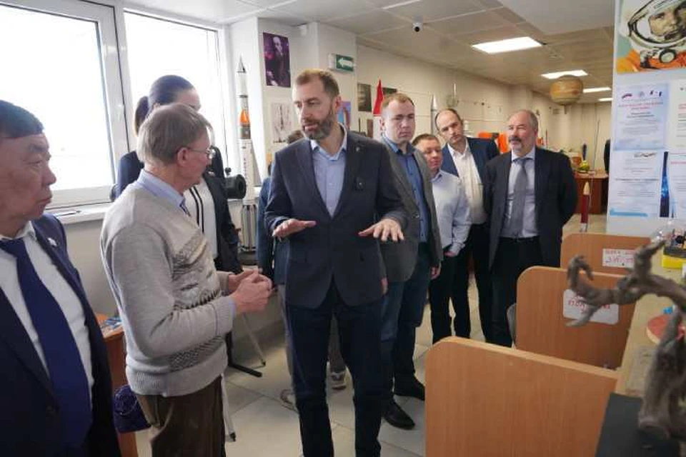 Депутаты Заксобрания посетили в мероприятия в честь Дня космонавтики в Иркутске