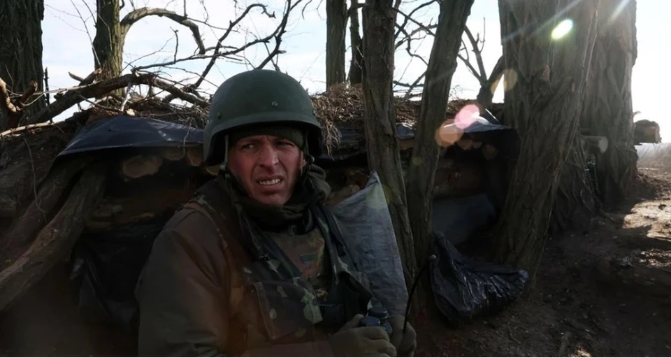 Солдат ВСУ 11 дней пролежал без ног в окопе с трупами других боевиков