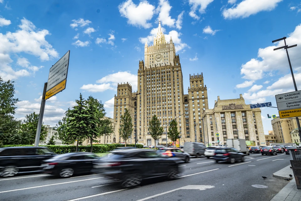 Посла Франции вызвали в МИД РФ из-за неприемлемых заявлений министра Сежурне